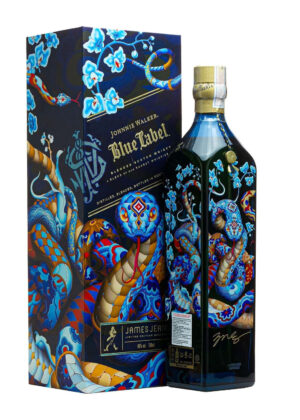 rượu johnnie walker blue năm rắn - year of snake 2025