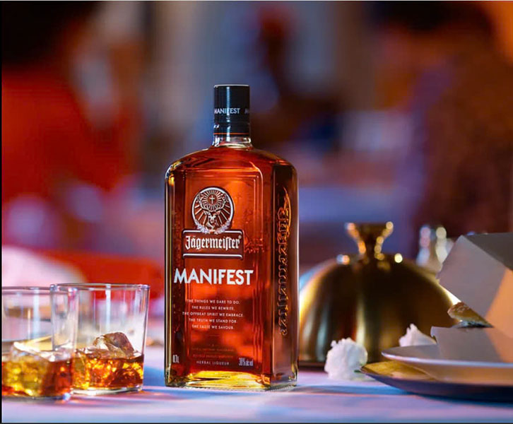 Jagermeister Manifest: Hương vị tinh tế từ thảo mộc Đức Jagermeister Manifest: Hương vị tinh tế từ thảo mộc Đức