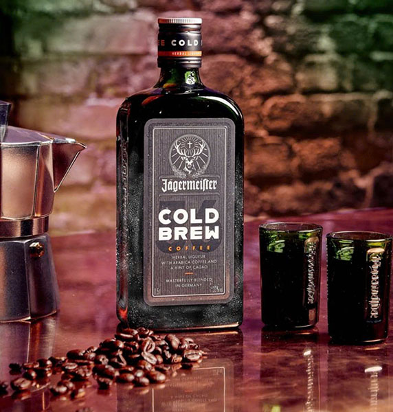 rượu Jagermeister cold brew: cà phê và thảo mộc hòa quyện