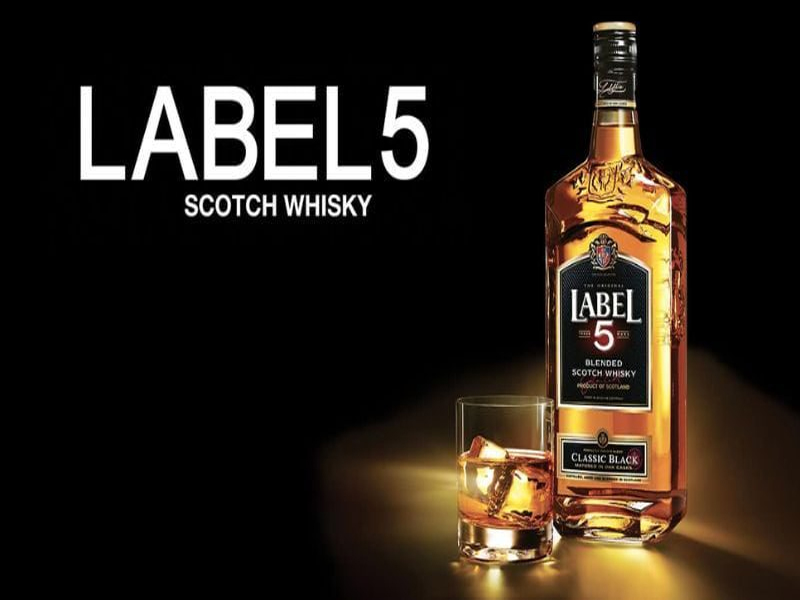 rượu label 5 classic black 40% chai 700ml
