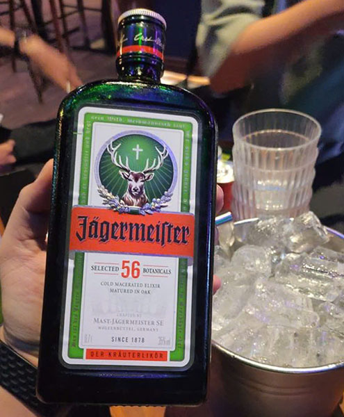 cách phân biệt jägermeister thật giả