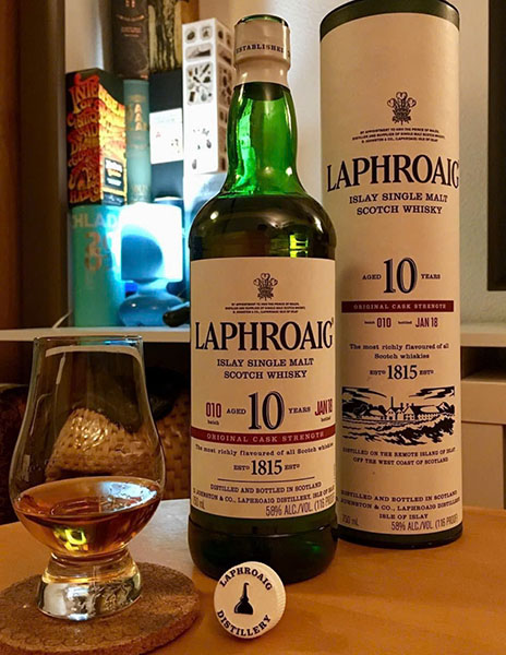 đánh giá rượu laphroaig: thứ rượu khói đậm đặc từ vùng Islay đánh giá rượu laphroaig: thứ rượu khói đậm đặc từ vùng Islay