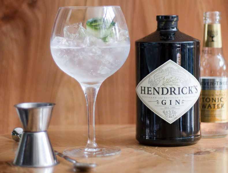 rượu gin là gì? 5 điều cần biết trước khi thưởng thức