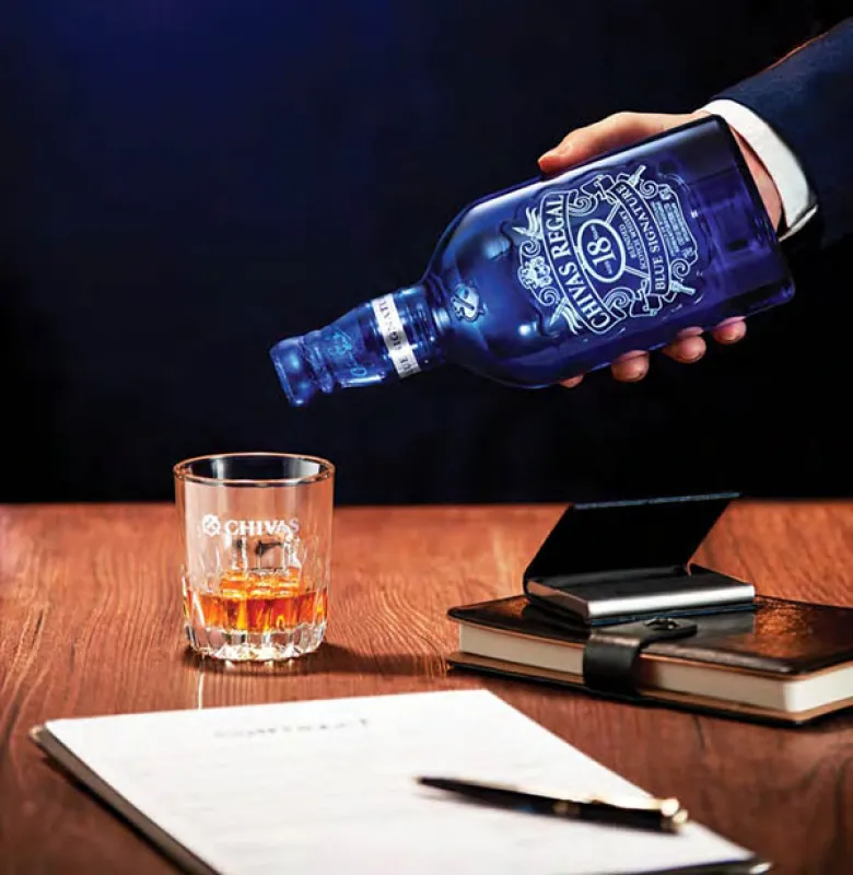 chivas regal 18 blue signature hộp quà tết 2026