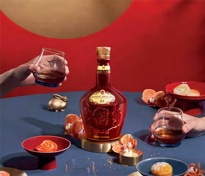 royal salute 24 exclusive blend hộp quà tết 2026