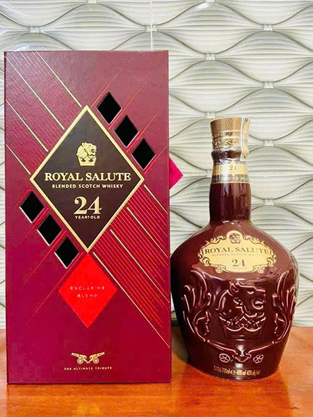 ưu đãi chivas 24 hộp quà tết 2026 mùa cuối năm