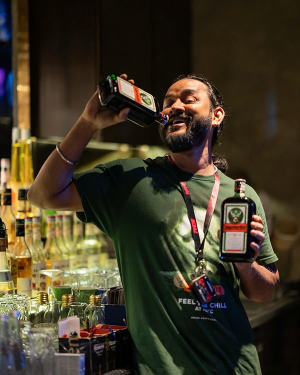 giá rượu jägermeister bao nhiêu? mua ở đâu chính hãng? giá rượu jägermeister bao nhiêu? mua ở đâu chính hãng?